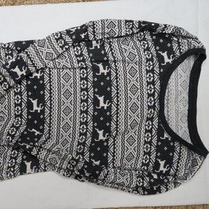 Old Navy Christmas sleep shirt